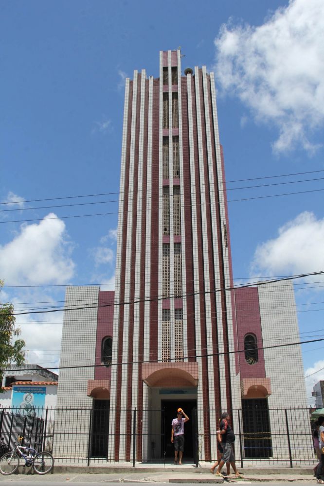 Igreja de S&atilde;o Jos&eacute;, no centro de Abreu e Lima