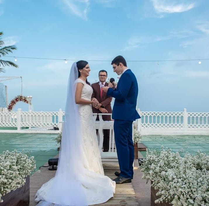Celebrante Saulo realizando casamento