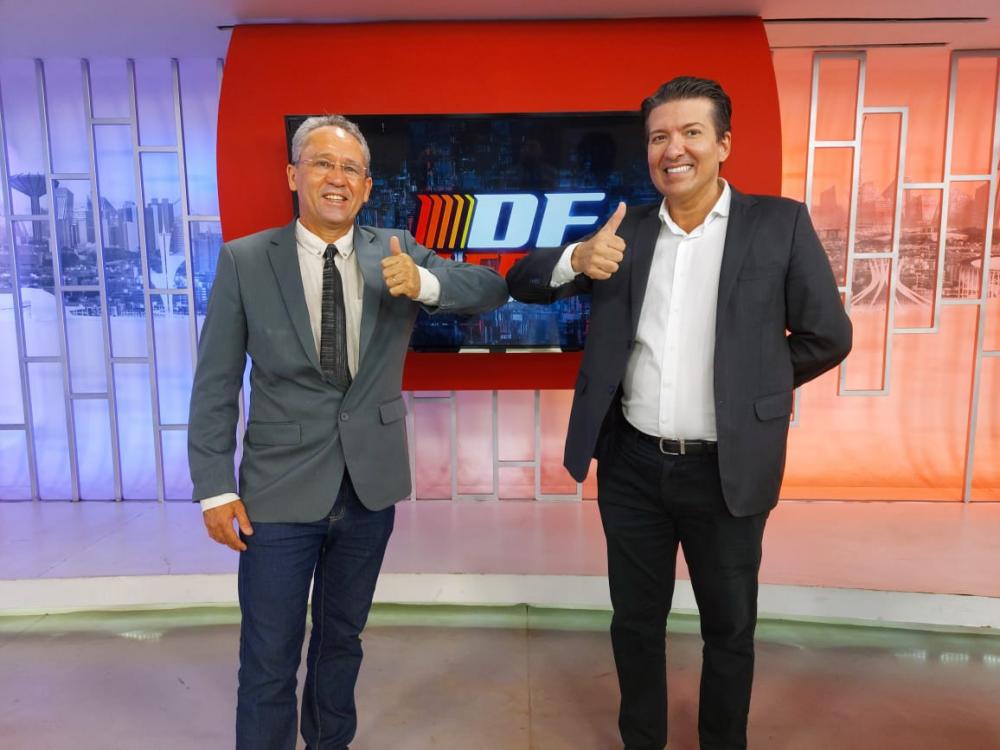 Marcelo Mesquita no encontro com Patrício Macedo, na TV Brasília