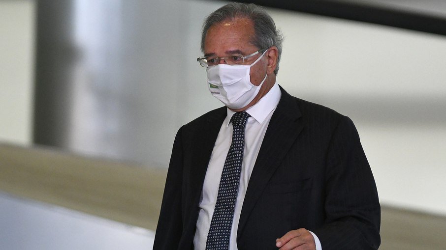 Paulo Guedes, ministro da Economia, confirmou em anúncio a antecipação do 13º salário do INSS (Edu Andrade/Ascom/ME)