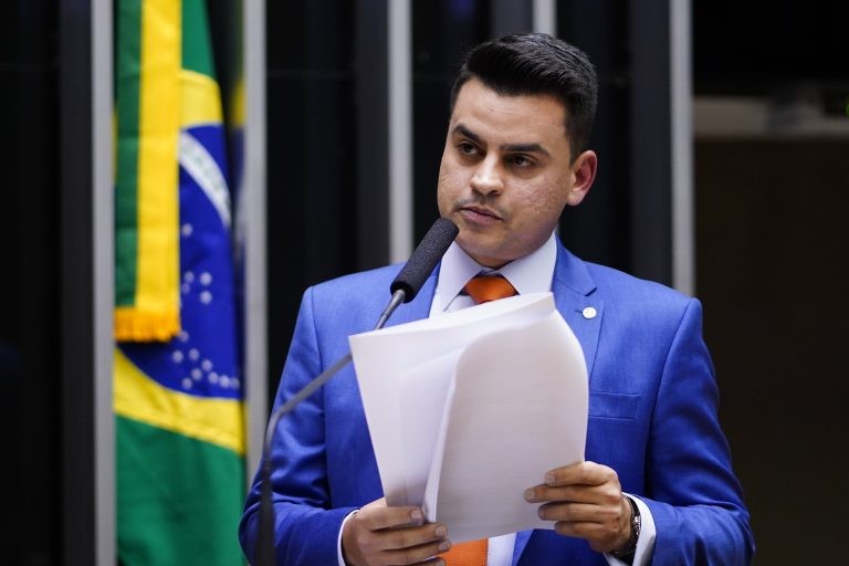Deputado Yury do Paredão, relator da medida provisória - (Foto: Pablo Valadares/Câmara dos Deputados)