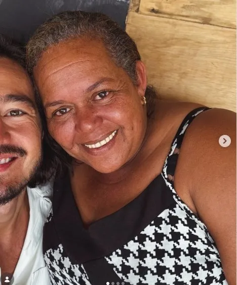 Tiago Iorc e Rosário Soares